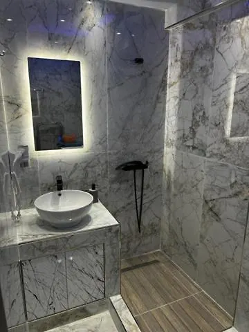 πευκοχωρι Luxury 05 By Antonis